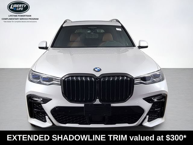 Used 2021 BMW X7 M50i image 8