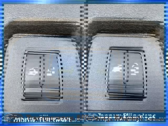 Certified 2024 Nissan Rogue SV AWD/4WD image 13