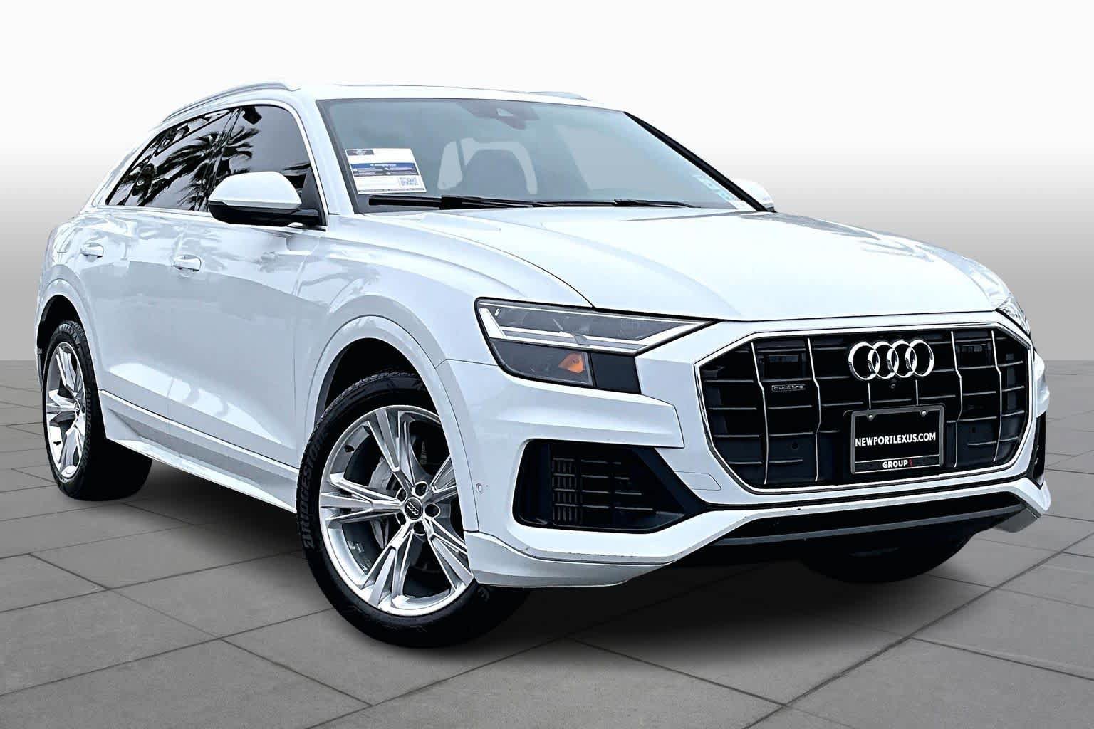 Used 2019 Audi Q8 Premium Plus w/ Premium Plus image 2