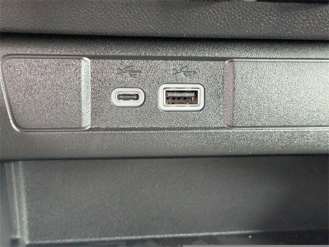 New 2026 GMC Canyon Elevation w/ Convenience Package image 21