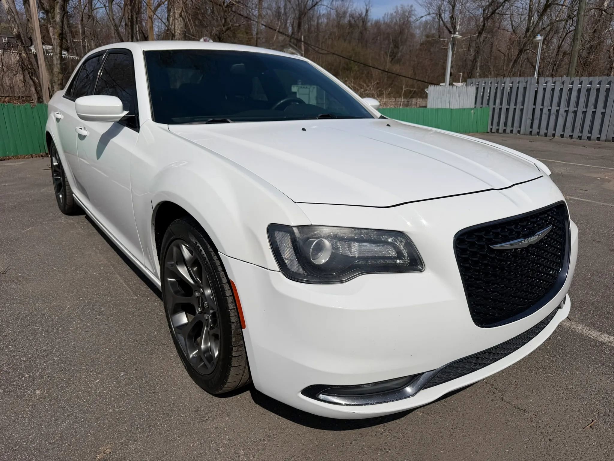 Used 2016 Chrysler 300 S image 3