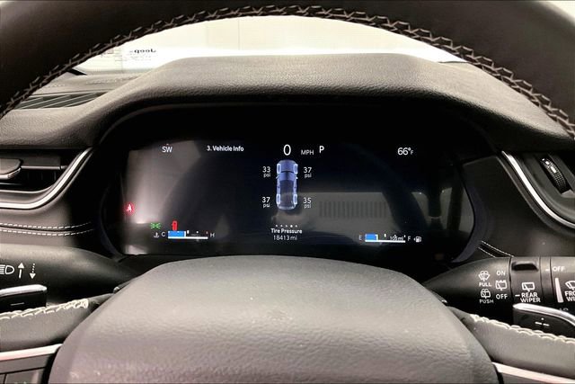 Used 2024 Jeep Grand Cherokee Laredo w/ Luxury Tech Group I image 28