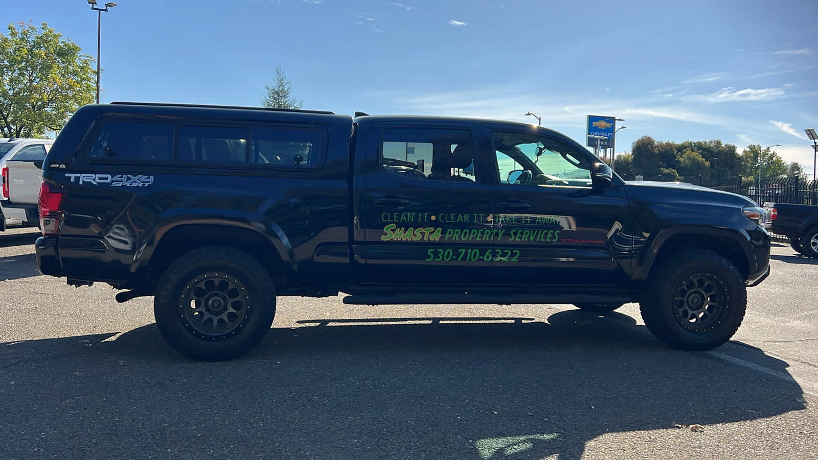 Used 2019 Toyota Tacoma TRD Sport AWD/4WD image 4