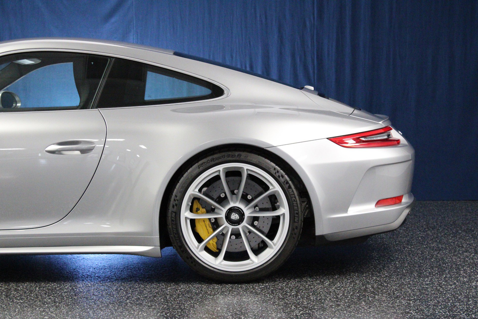 Used 2018 Porsche 911 GT3 image 12
