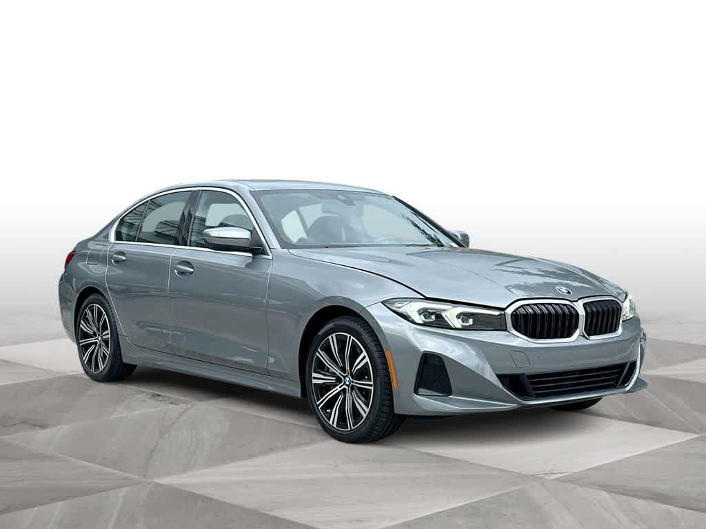 Used 2025 BMW 330i xDrive Sedan w/ Convenience Package AWD/4WD image 2