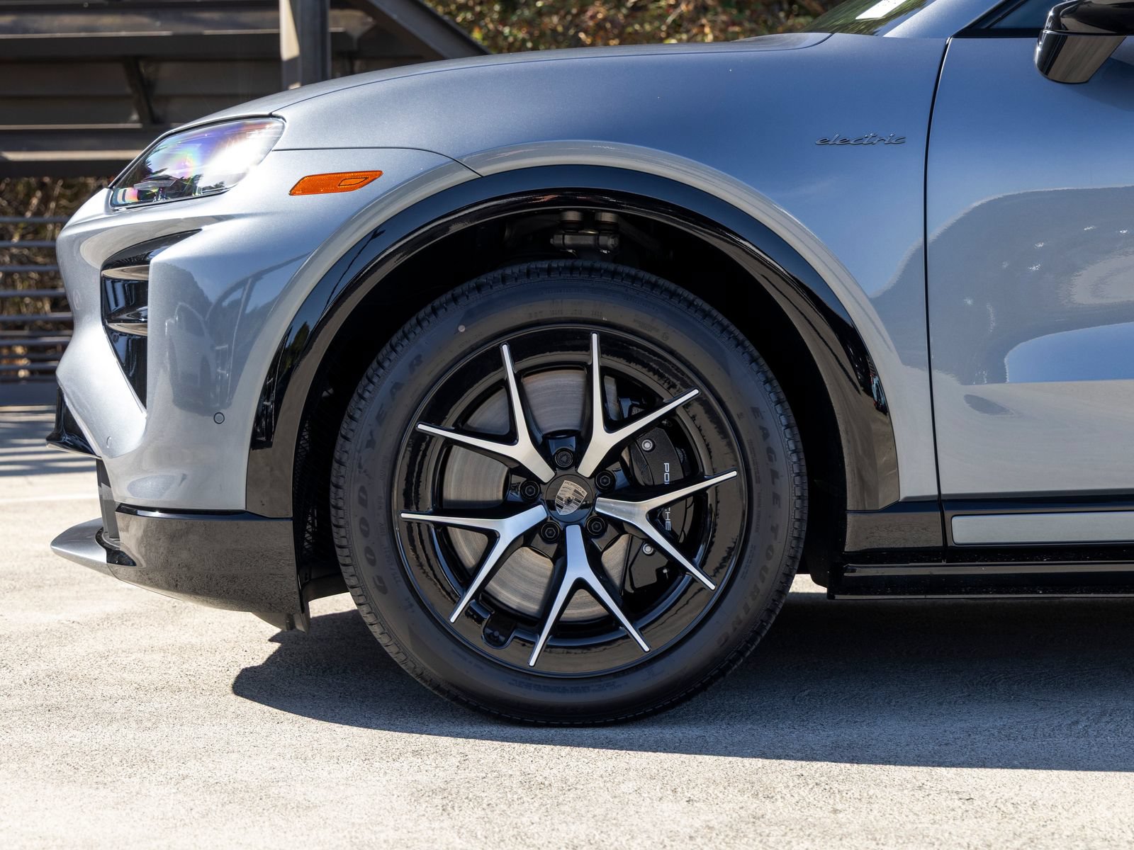New 2026 Porsche Cayenne Turbo AWD/4WD image 13