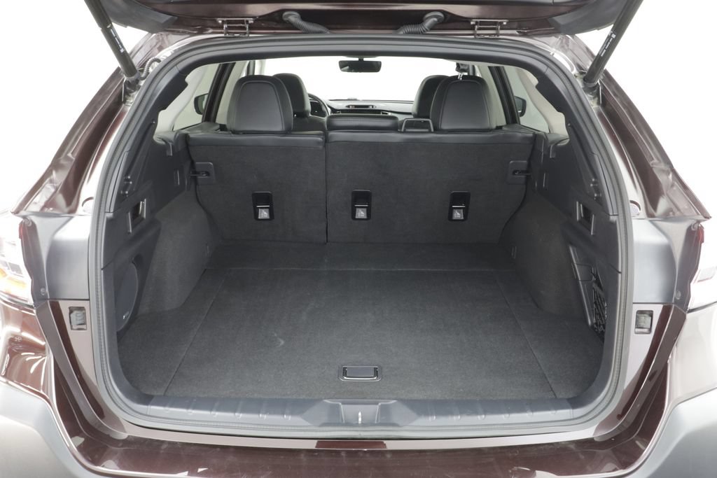 Used 2025 Subaru Outback Limited AWD/4WD image 17