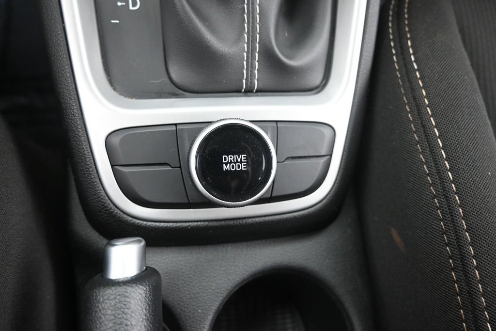 Used 2024 Hyundai Venue SEL FWD image 28