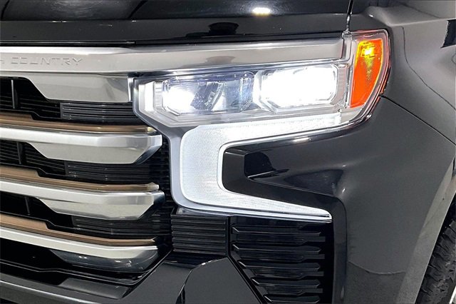 Used 2022 Chevrolet Silverado 1500 High Country w/ Max Trailering Package image 33