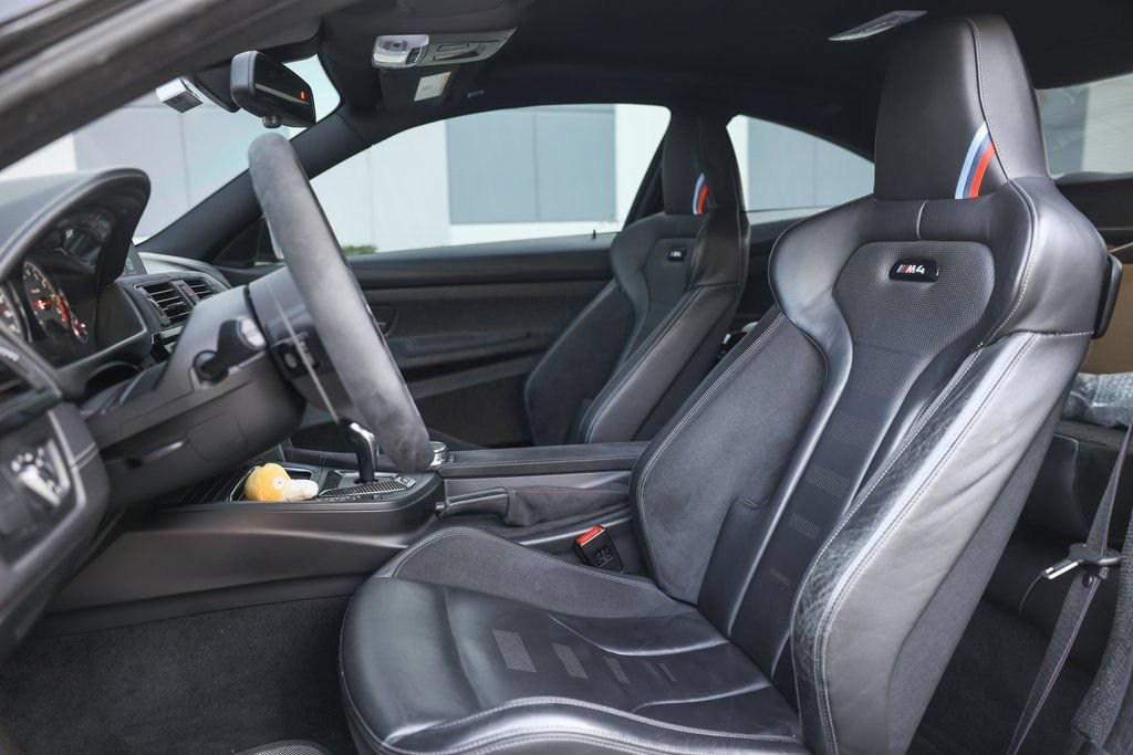 Used 2019 BMW M4 CS w/ Executive Package RWD image 41