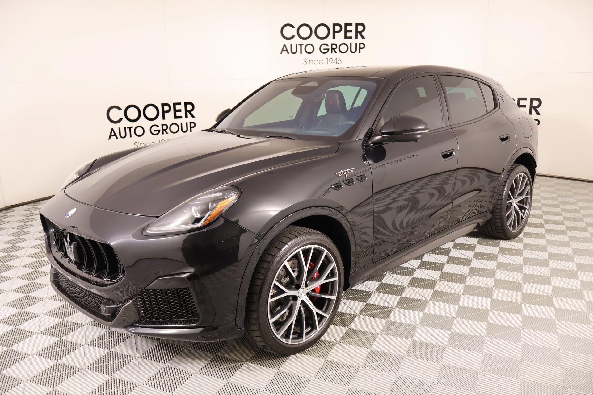 Used 2024 Maserati Grecale Trofeo AWD/4WD image 10