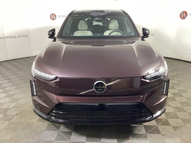New 2025 Volvo EX90 Ultra image 2
