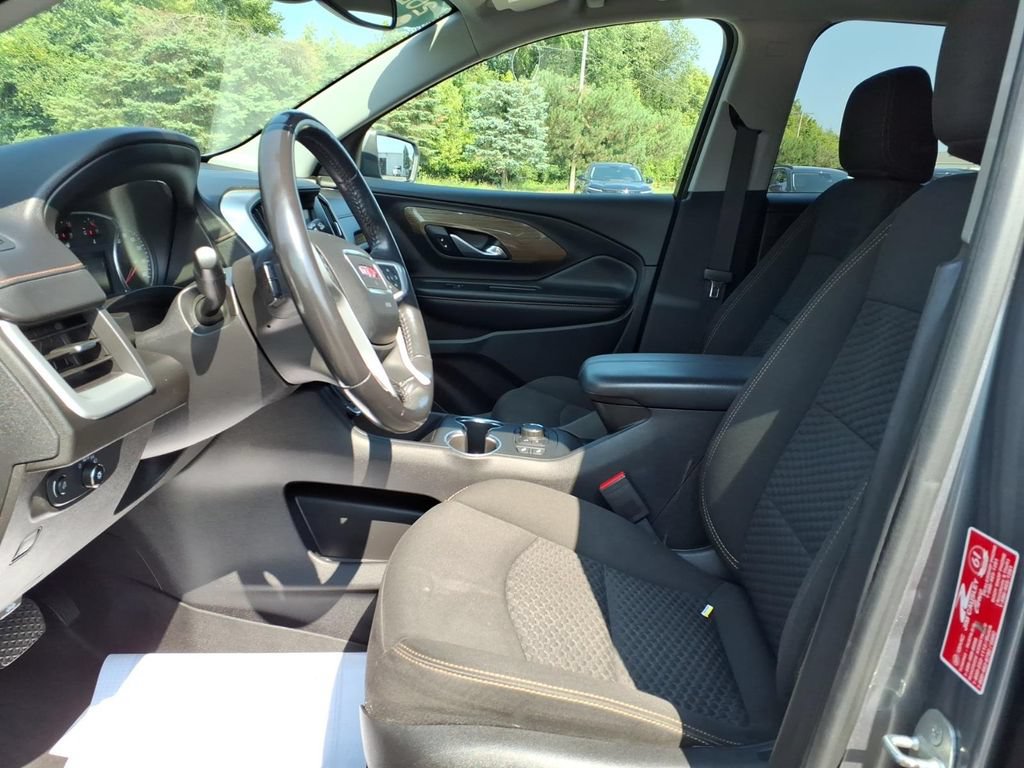 Used 2020 GMC Terrain SLE w/ Driver Convenience Package AWD/4WD image 12