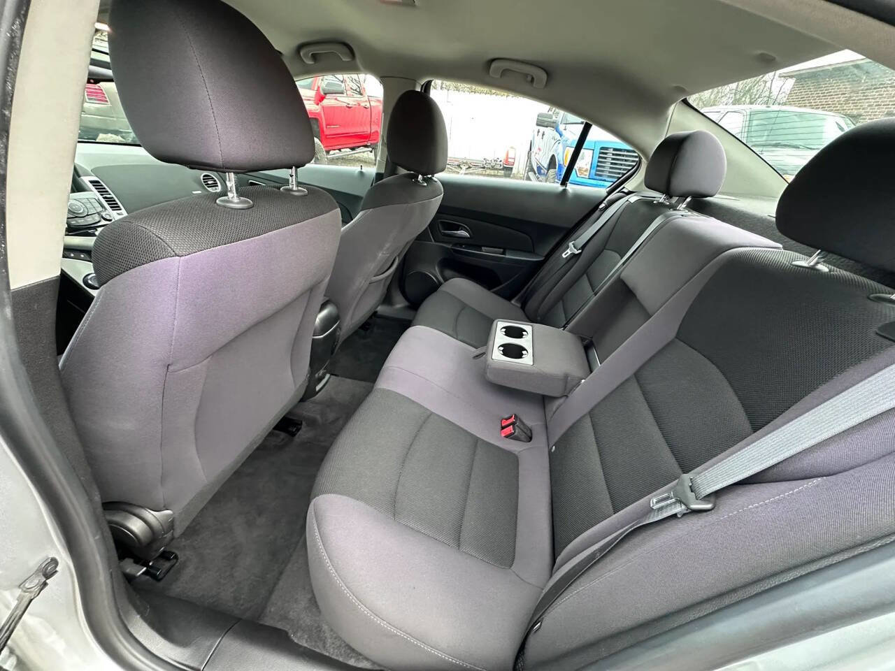 Used 2014 Chevrolet Cruze LT image 11