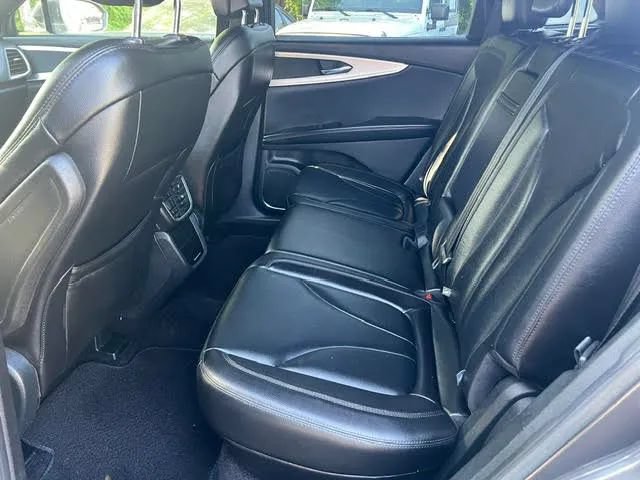 Used 2018 Lincoln MKX Premiere FWD image 15