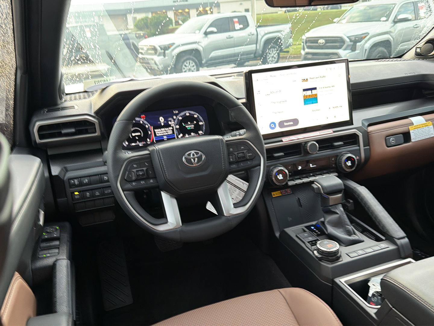 New 2026 Toyota 4Runner Limited AWD/4WD image 18