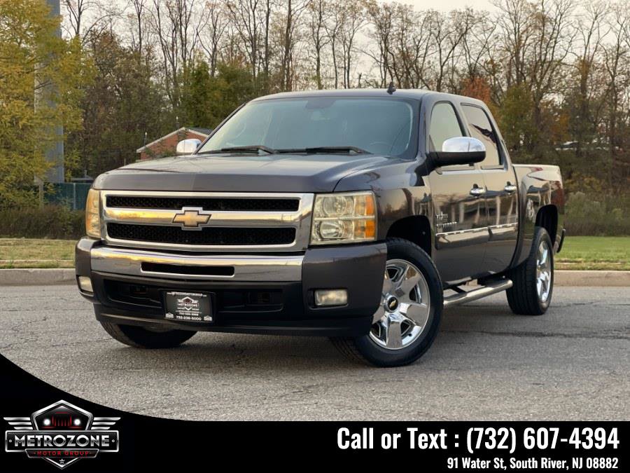 Used 2011 Chevrolet Silverado 1500 LT w/ Texas Edition RWD image 1