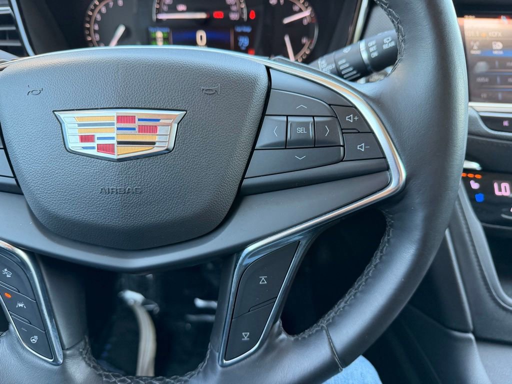 Used 2019 Cadillac XT5 Premium Luxury AWD/4WD image 16