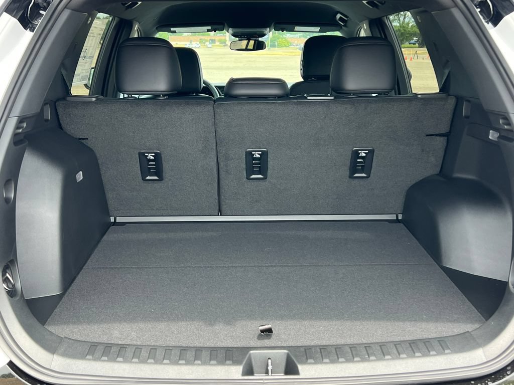 New 2027 GMC Terrain AT4 AWD/4WD image 35