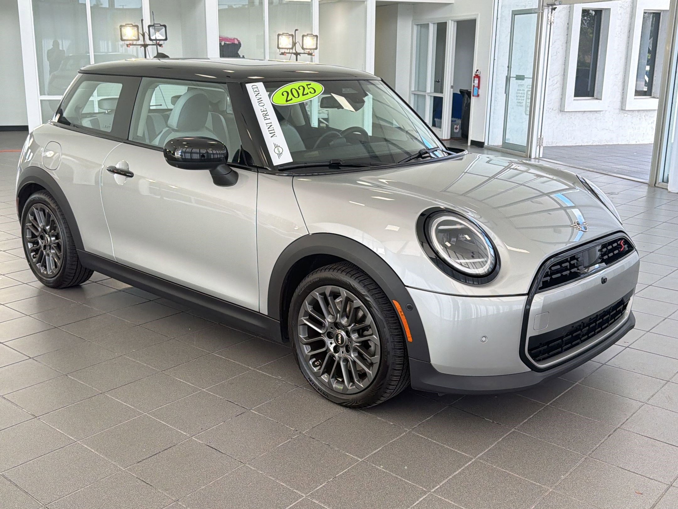 Certified 2025 MINI Cooper S image 7