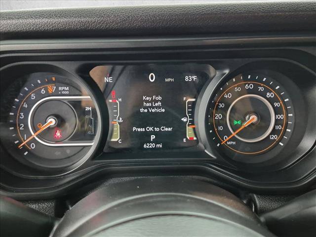 Certified 2024 Jeep Gladiator Sport AWD/4WD image 11