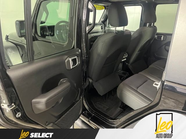 Used 2022 Jeep Wrangler Unlimited Sport AWD/4WD image 10