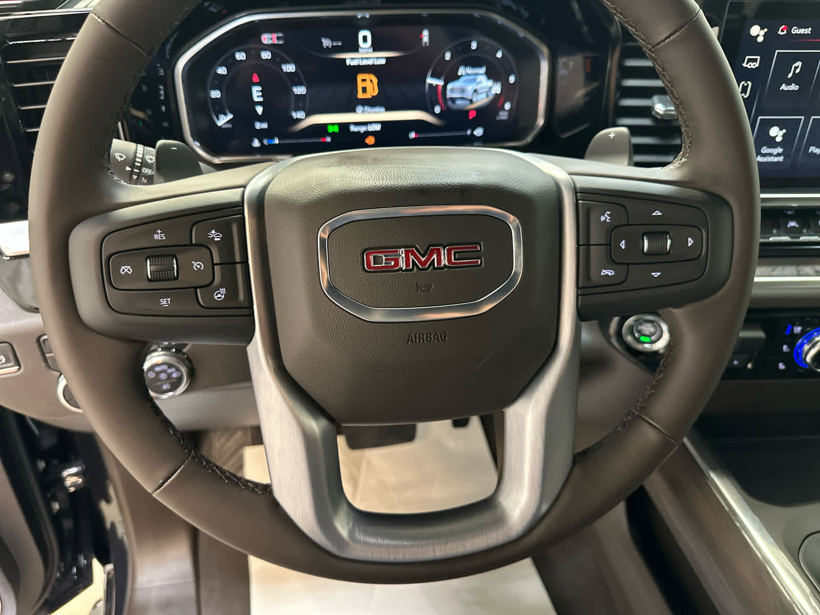 New 2026 GMC Sierra 1500 SLT w/ SLT Convenience Package image 13