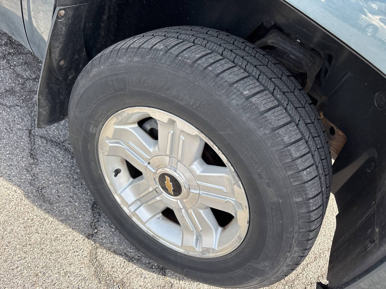 Used 2008 Chevrolet Silverado 1500 LT w/ Safety Package AWD/4WD image 5