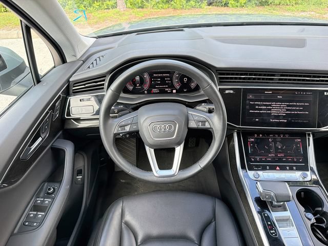 Used 2023 Audi Q7 3.0T Prestige AWD/4WD image 18