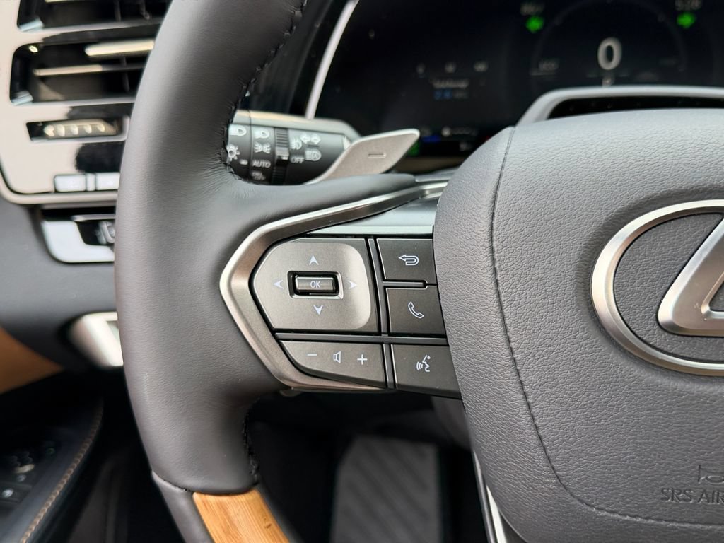 New 2026 Lexus RX 450h AWD w/ Convenience Package image 16