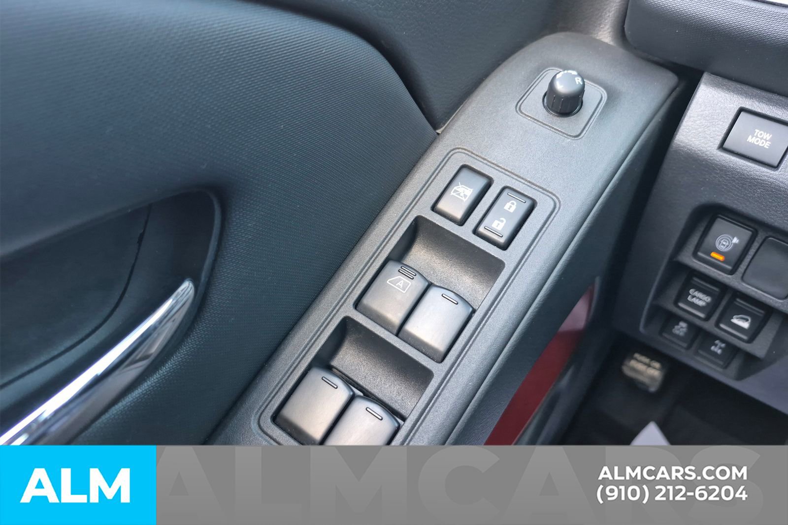 Used 2023 Nissan Frontier PRO-4X w/ Pro Convenience Package image 35