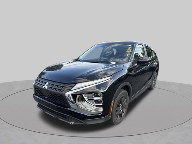 Used 2024 Mitsubishi Eclipse Cross LE AWD/4WD image 1