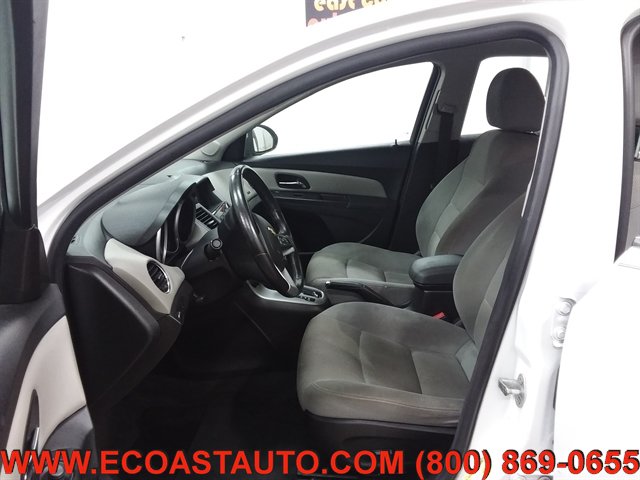 Used 2014 Chevrolet Cruze LT w/ Enhanced Safety Package FWD image 11