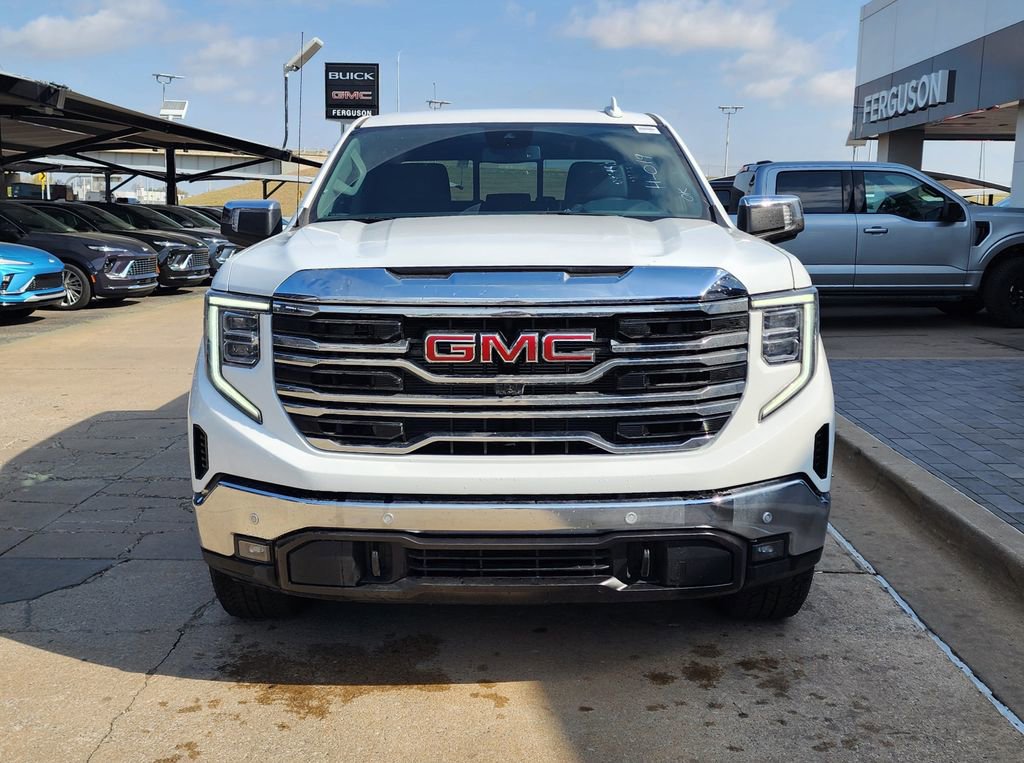 New 2026 GMC Sierra 1500 SLT image 9