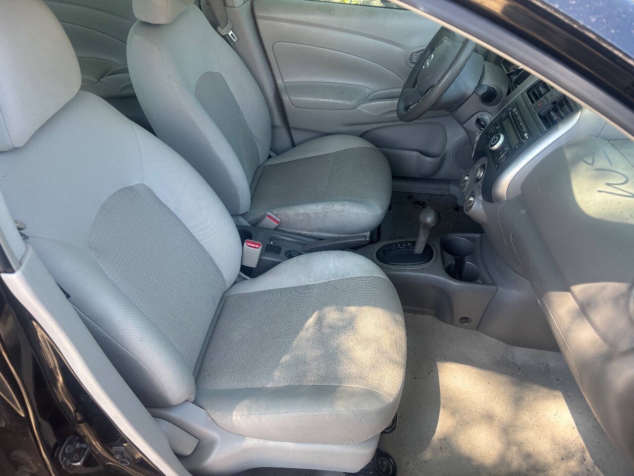 Used 2012 Nissan Versa SV w/ Convenience Pkg FWD image 13
