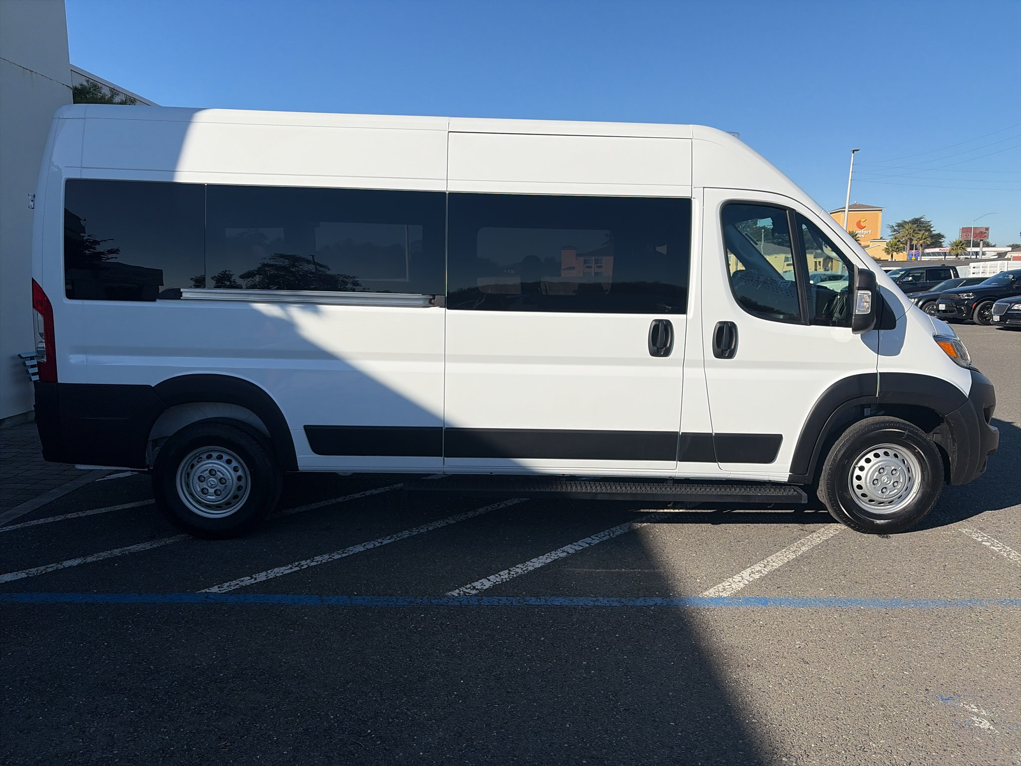 New 2026 RAM ProMaster 2500 w/ Convenience Group FWD image 14