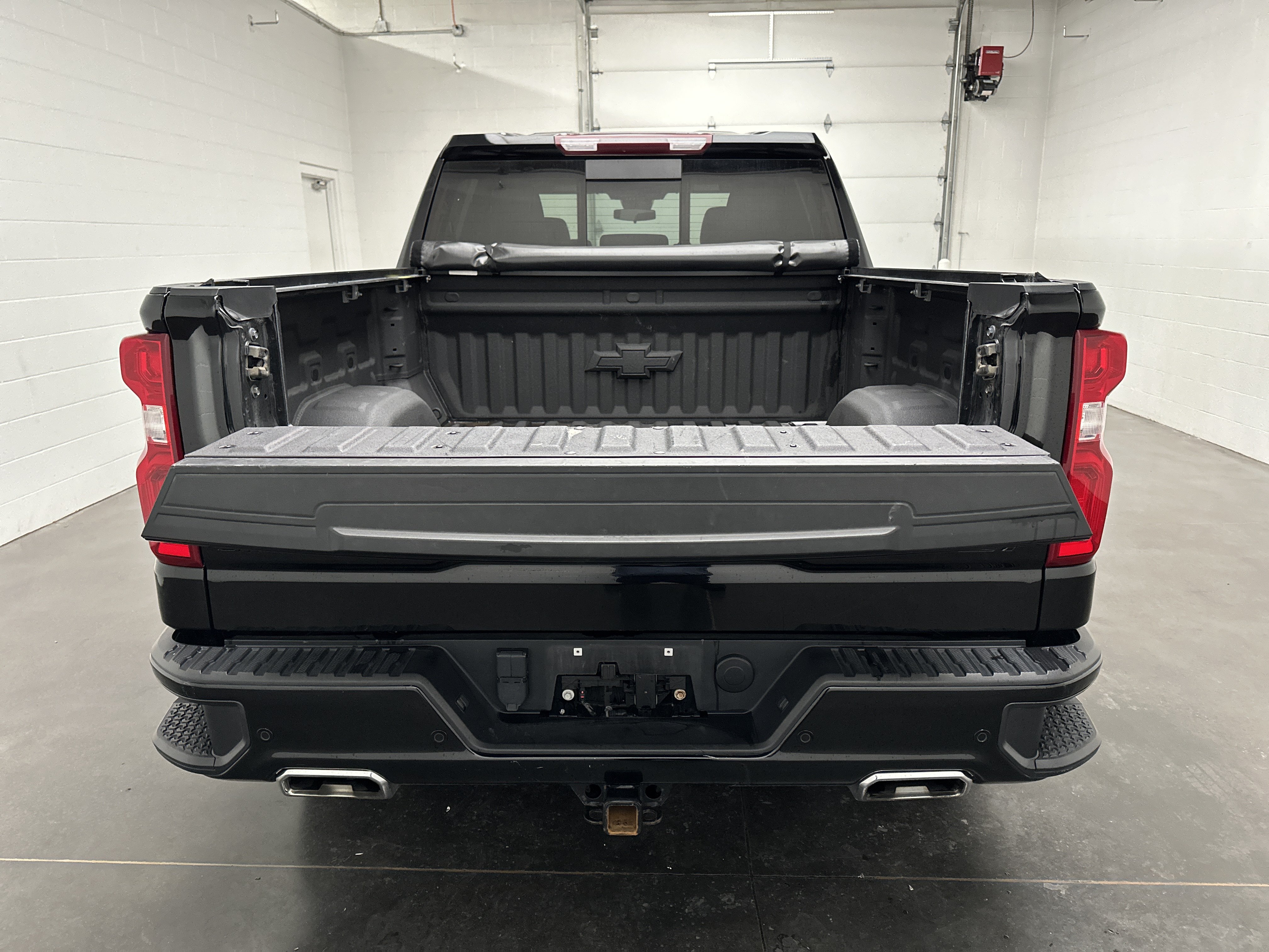 Used 2024 Chevrolet Silverado 1500 RST w/ Convenience Package II AWD/4WD image 14