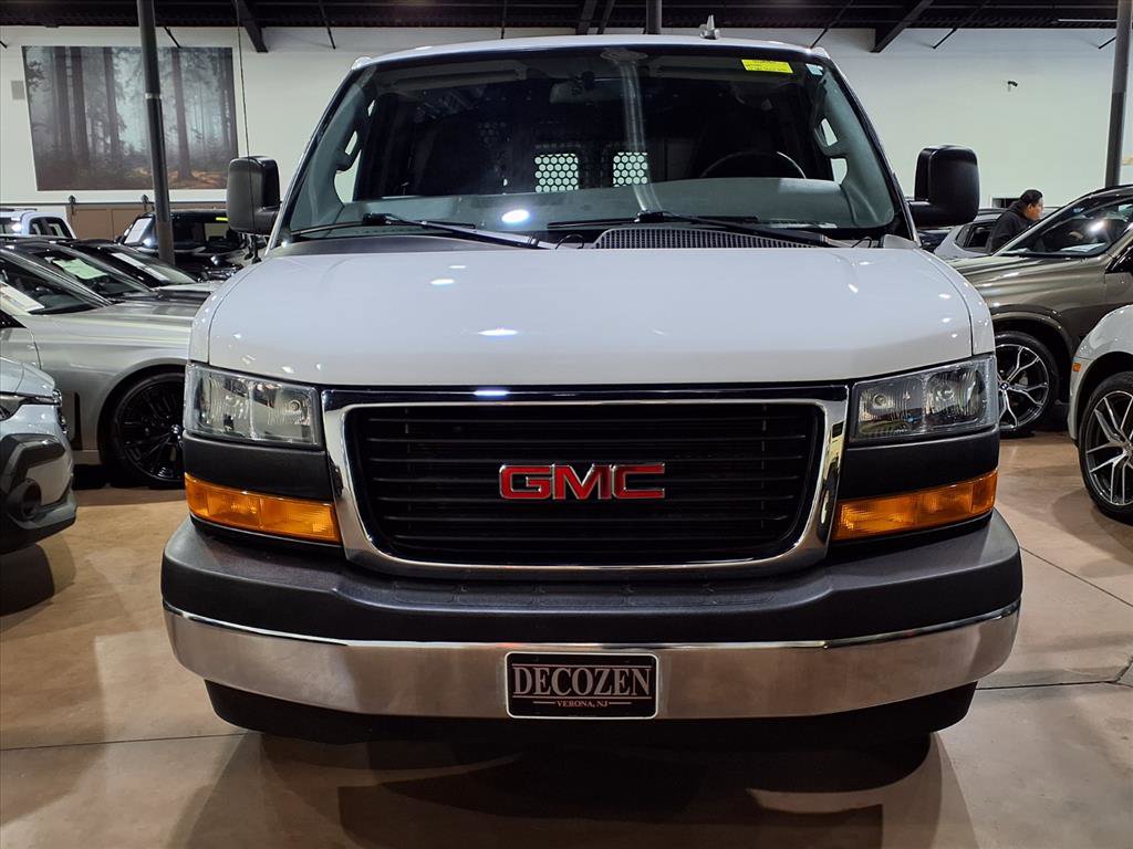 Used 2023 GMC Savana 2500 w/ Driver Convenience Package image 2