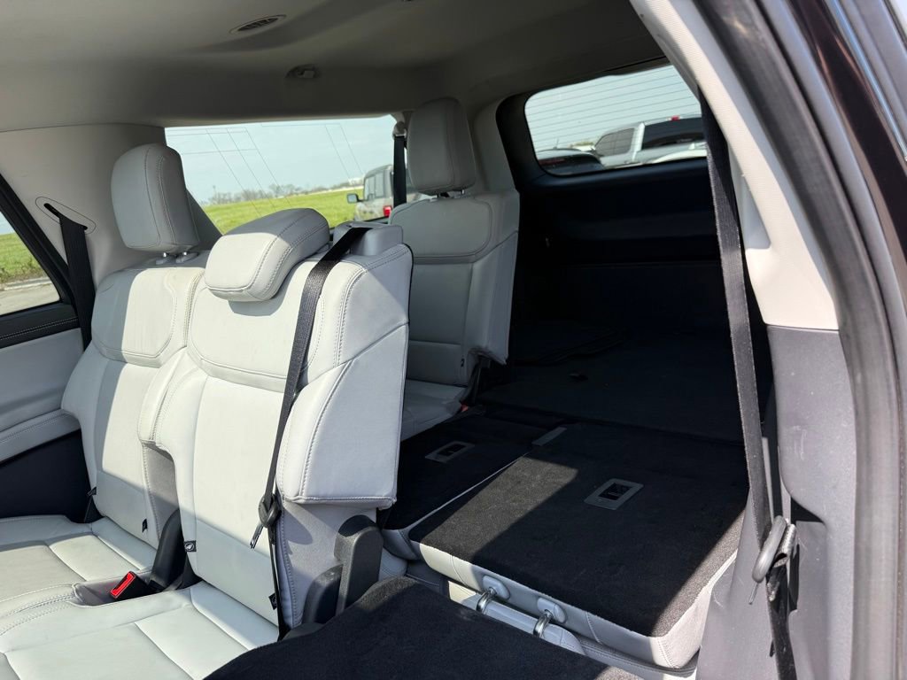 Used 2025 Ford Expedition Max Platinum image 17