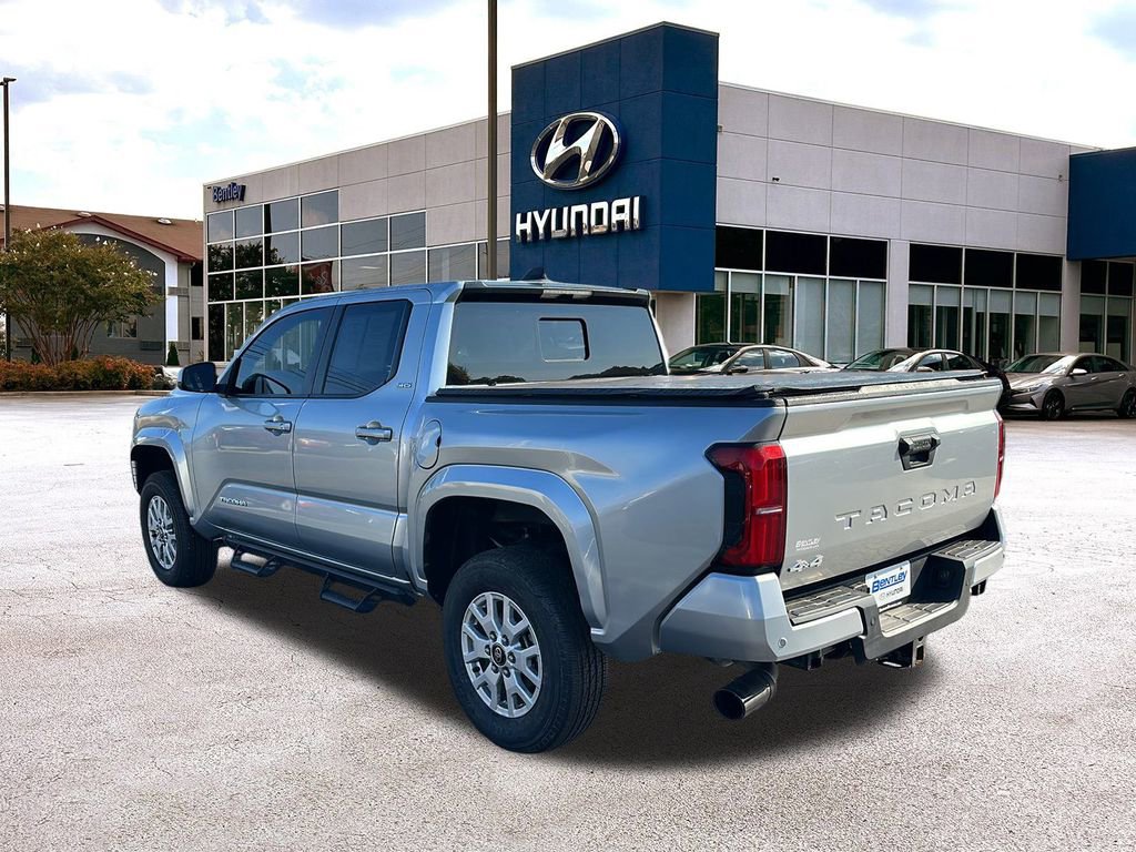 Used 2024 Toyota Tacoma SR5 image 3