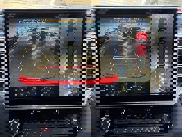 Used 2025 Toyota Tundra Platinum image 18