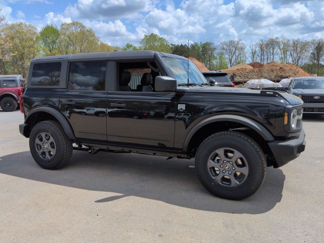 New 2026 Ford Bronco Big Bend AWD/4WD image 2