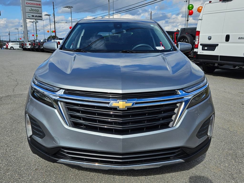 Used 2023 Chevrolet Equinox LT image 2