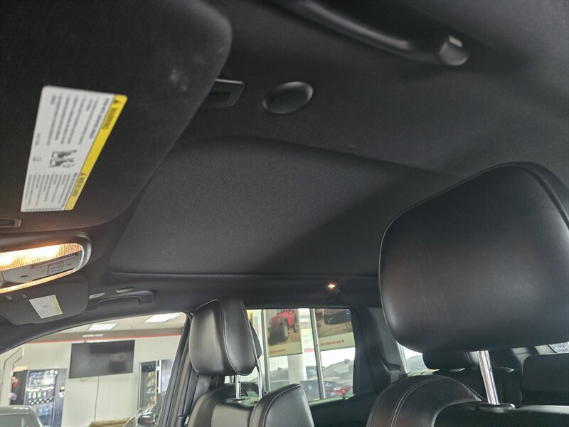 Used 2020 Jeep Grand Cherokee High Altitude AWD/4WD image 26