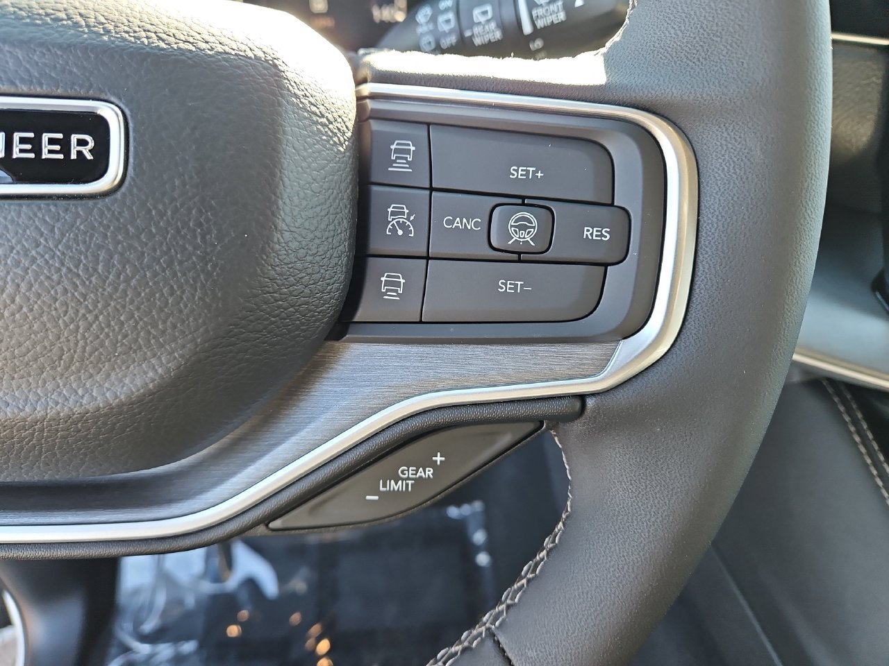 New 2026 Jeep Grand Wagoneer Limited AWD/4WD image 29