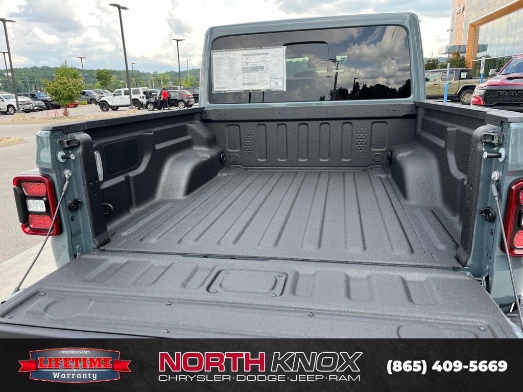 New 2026 Jeep Gladiator Rubicon AWD/4WD image 18