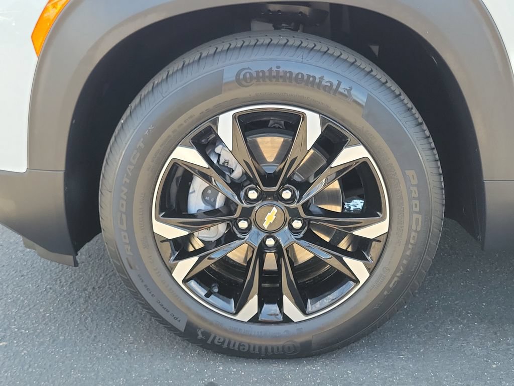 Used 2023 Chevrolet TrailBlazer LT FWD image 27