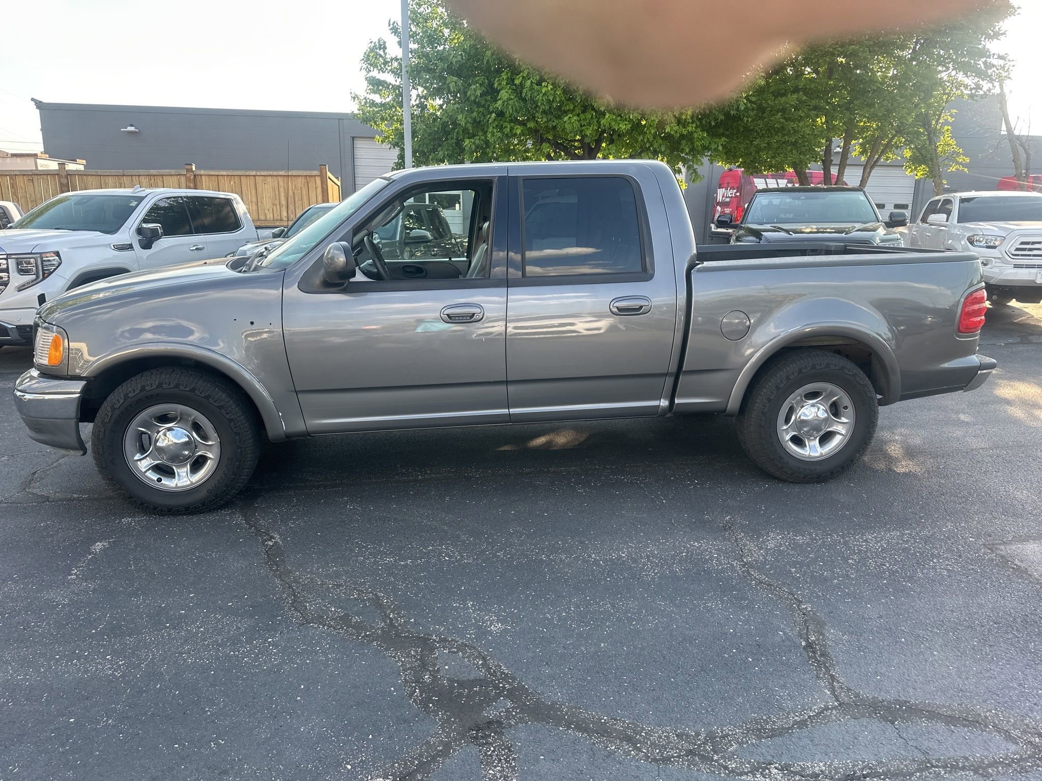 Used 2003 Ford F150 2WD SuperCrew image 6