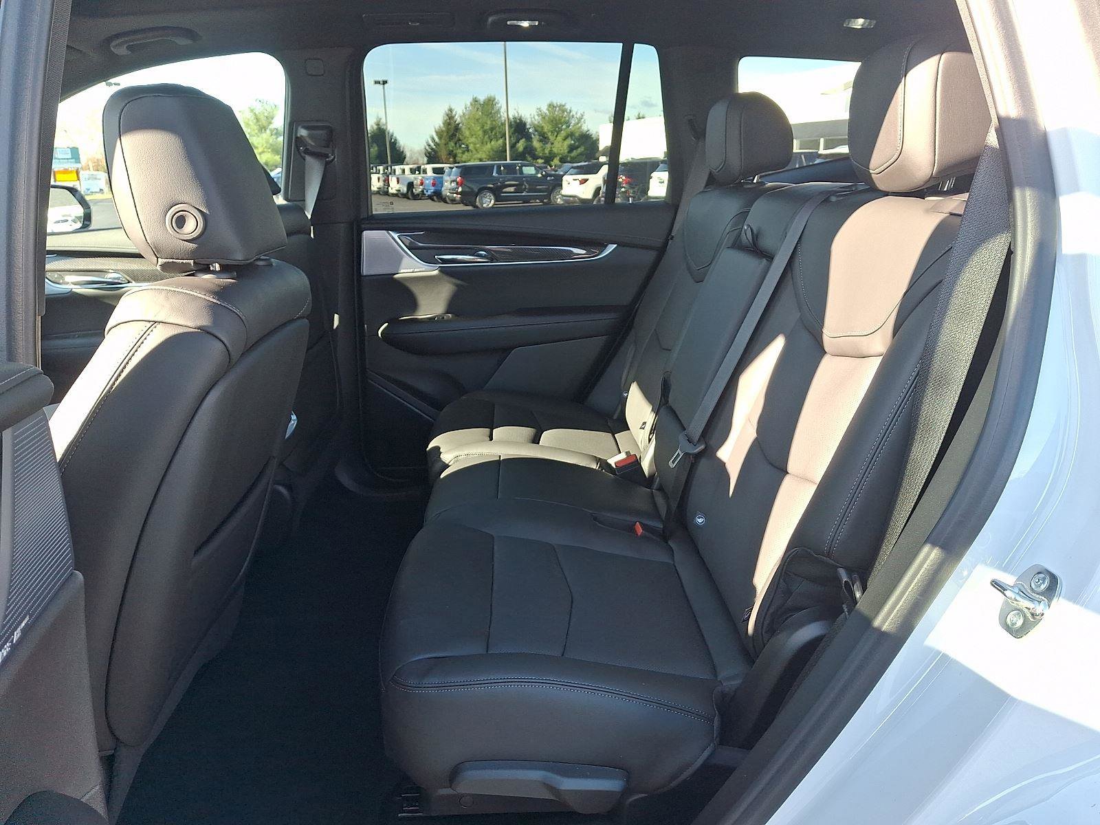 New 2025 Cadillac XT6 Sport image 5