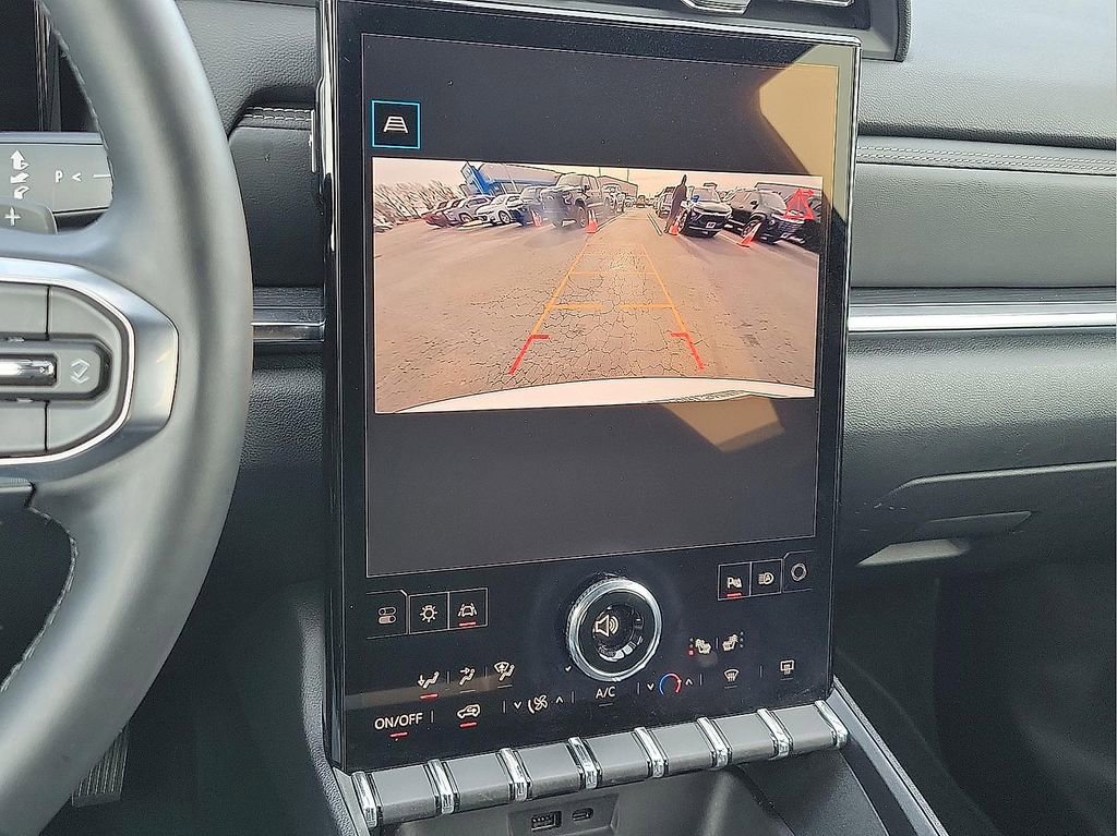 Used 2025 GMC Terrain Elevation image 16